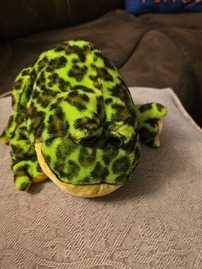 Ganz Plush Green Leopard-Print Frog Stuffed Animal